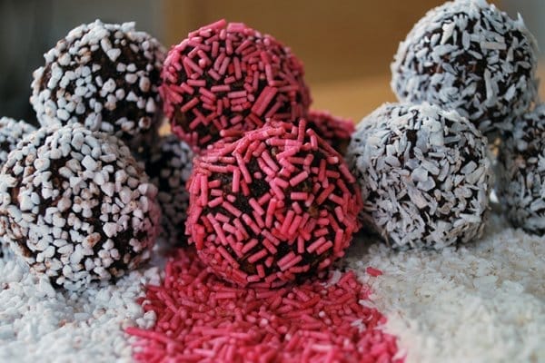 Recipe: Swedish Vegan Chocolate Balls chocolate swedish meatballs vegan dessert