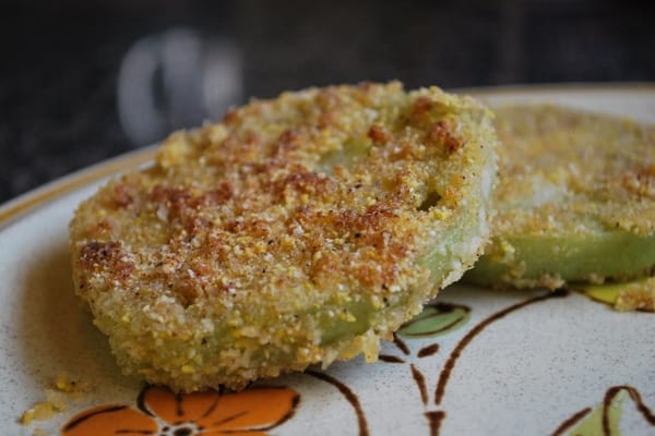 Fried Green Vegan Tomatoes