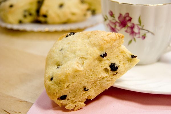 Recipe: Currant-Lemon Scones