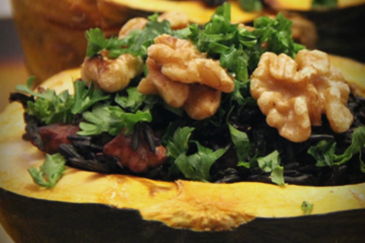 Kabocha Squash Stuffed With Black Rice, Kale and Wakame [Vegan]