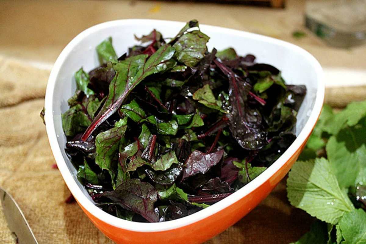 Sauteed-Red-Greens