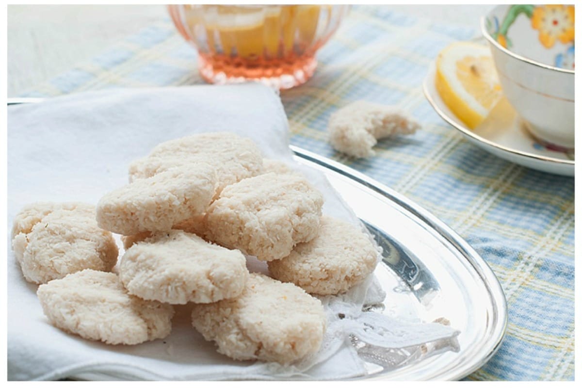 Raw-Lemon-Macaroons