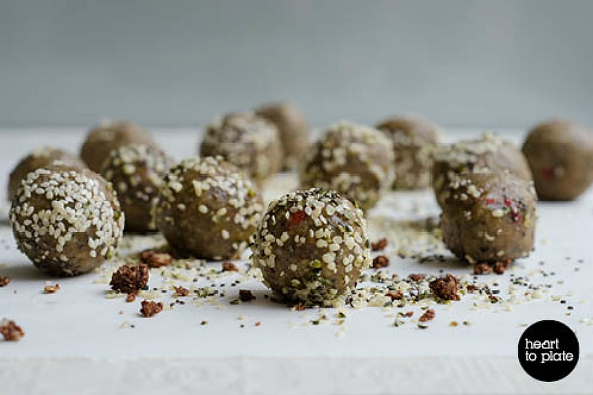 Super Protein Balls [Vegan, Gluten-Free]