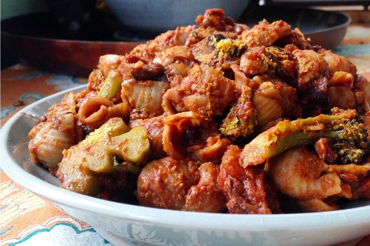 Hearty Lentil Broccoli Bolognese