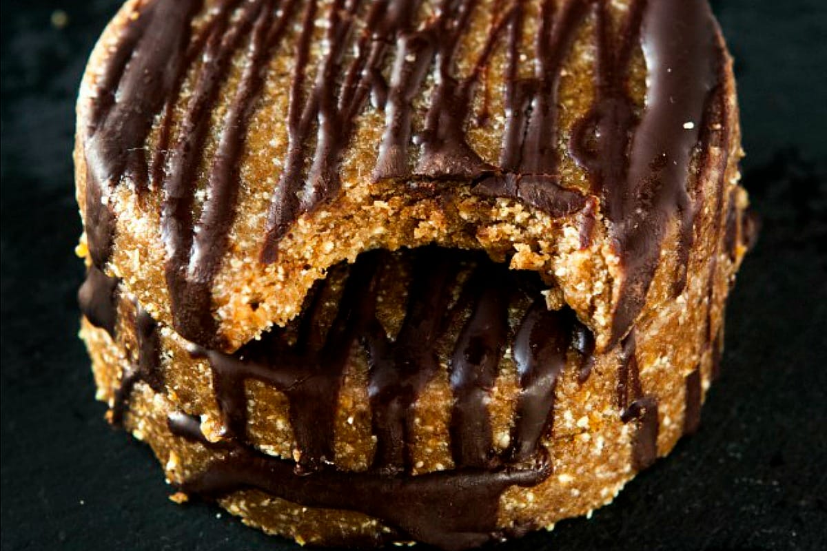 Chocolate Coated Flapjack [Vegan, Gluten-Free]