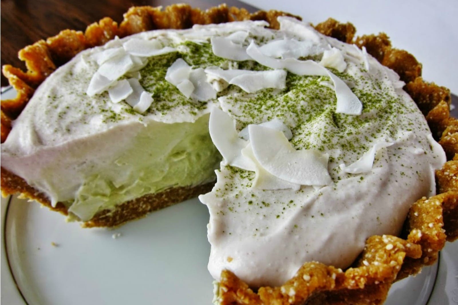Raw Matcha Coconut Cream Pie