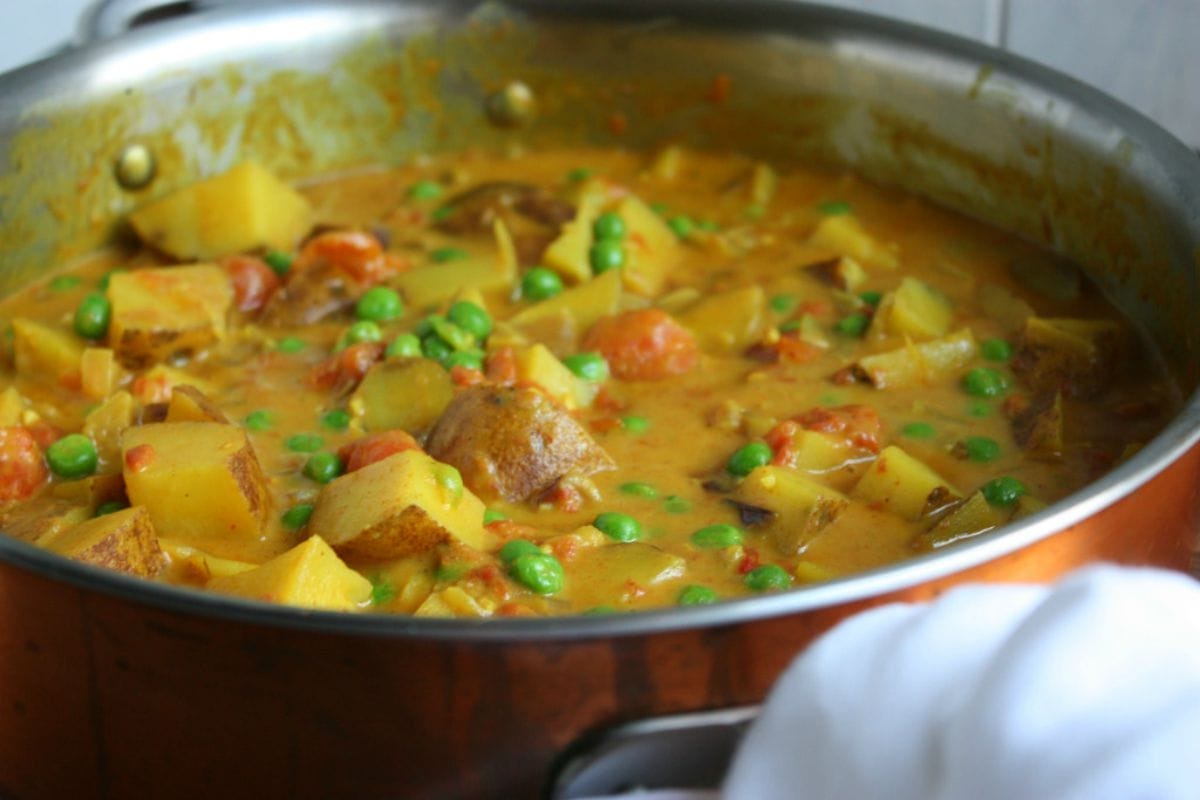 Super Simple Potato Curry [Vegan, Gluten-Free]