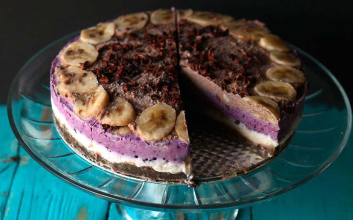 Raw Banana Split Ice Cream Cake