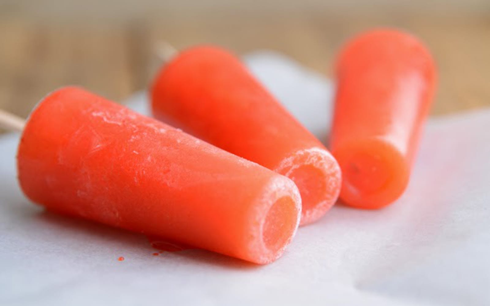 strawberry lemonade popsicles