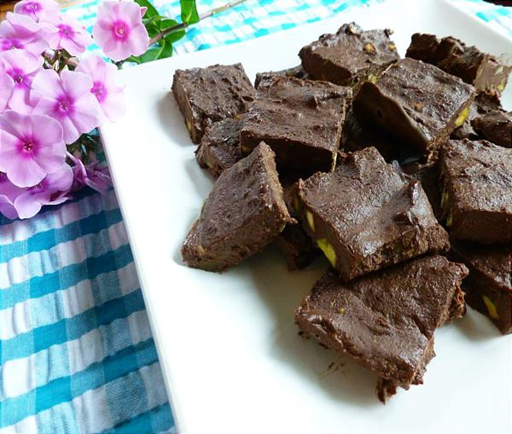 25 Scrumptous, Shareable Vegan Dishes for Your Spring Potluck