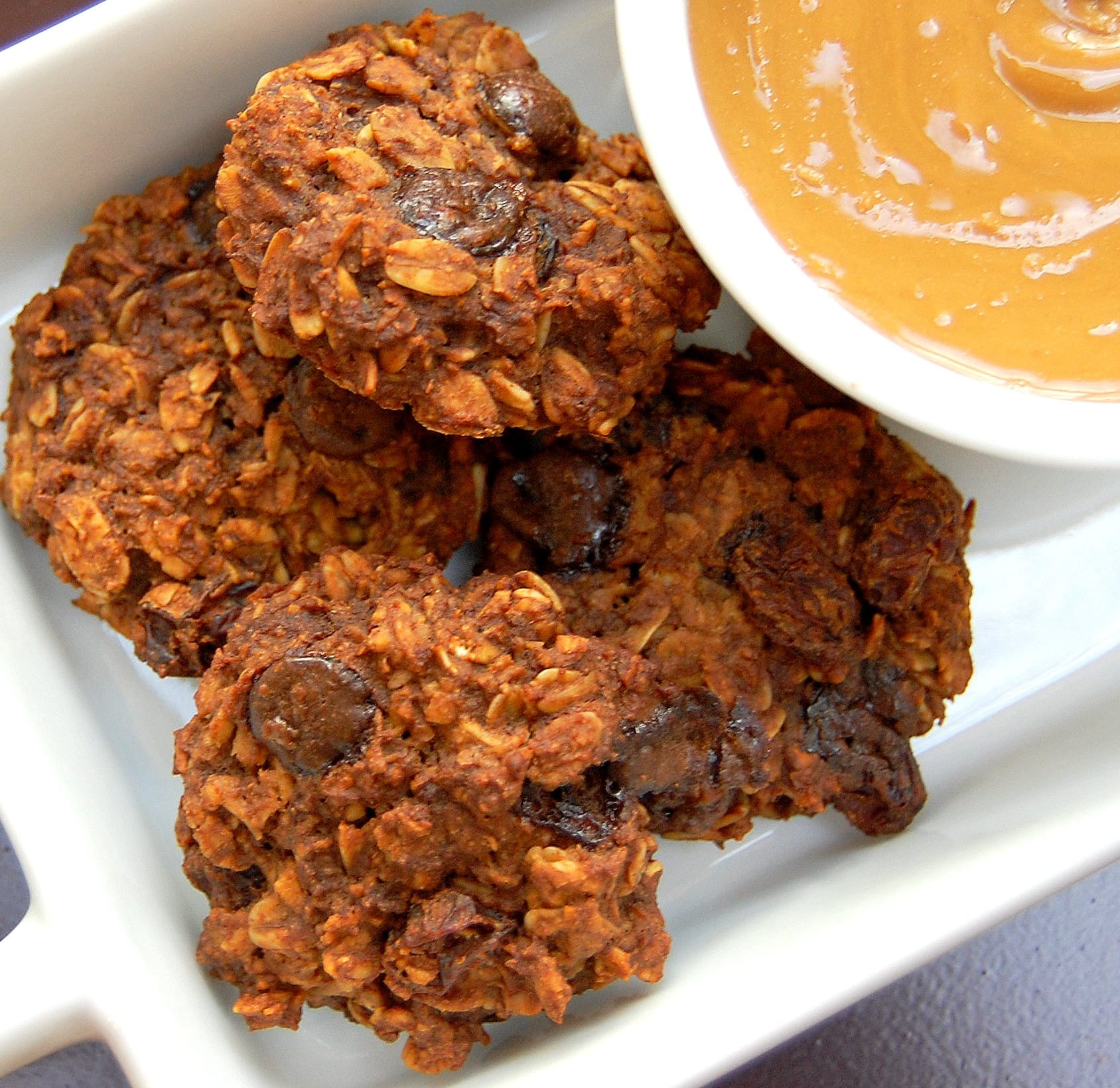 Vegan sunflower seed butter oatmeal cookies