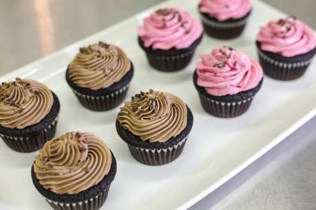 10 Dairy-Free Cupcakes and Muffins For Your Next Bake Sale