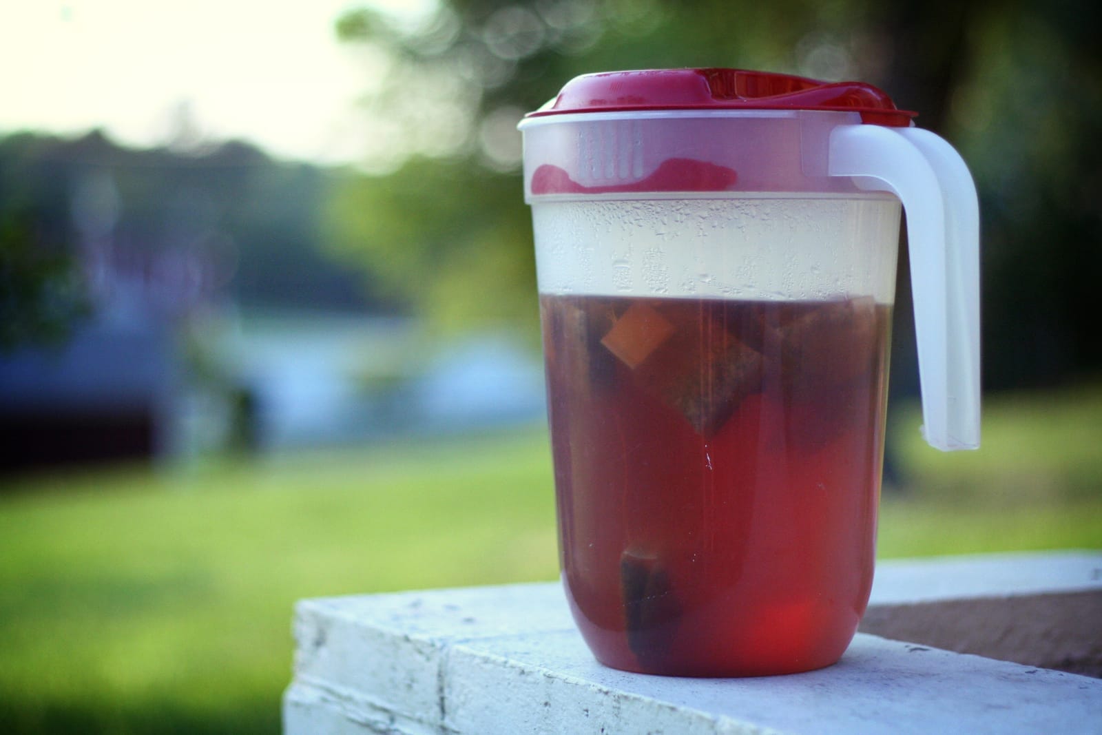 How to Make Herbal Infused Water in 3 Easy Steps