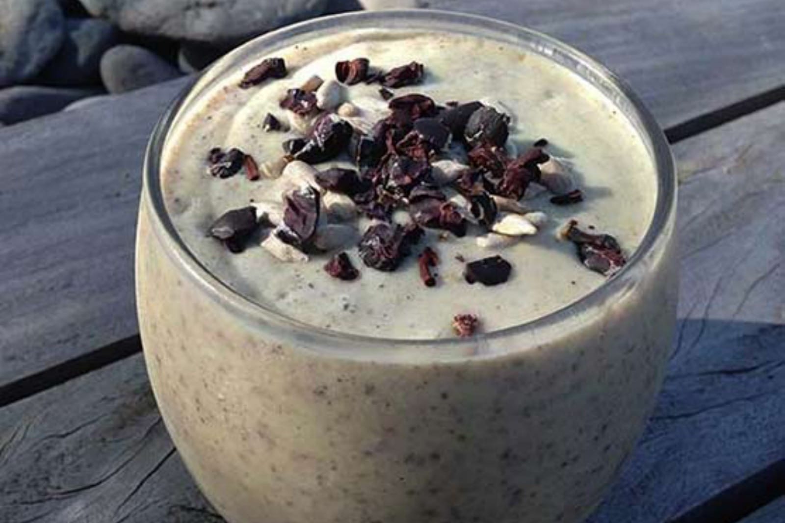 Coconut Chocolate Chip Smoothie [Vegan, Raw]