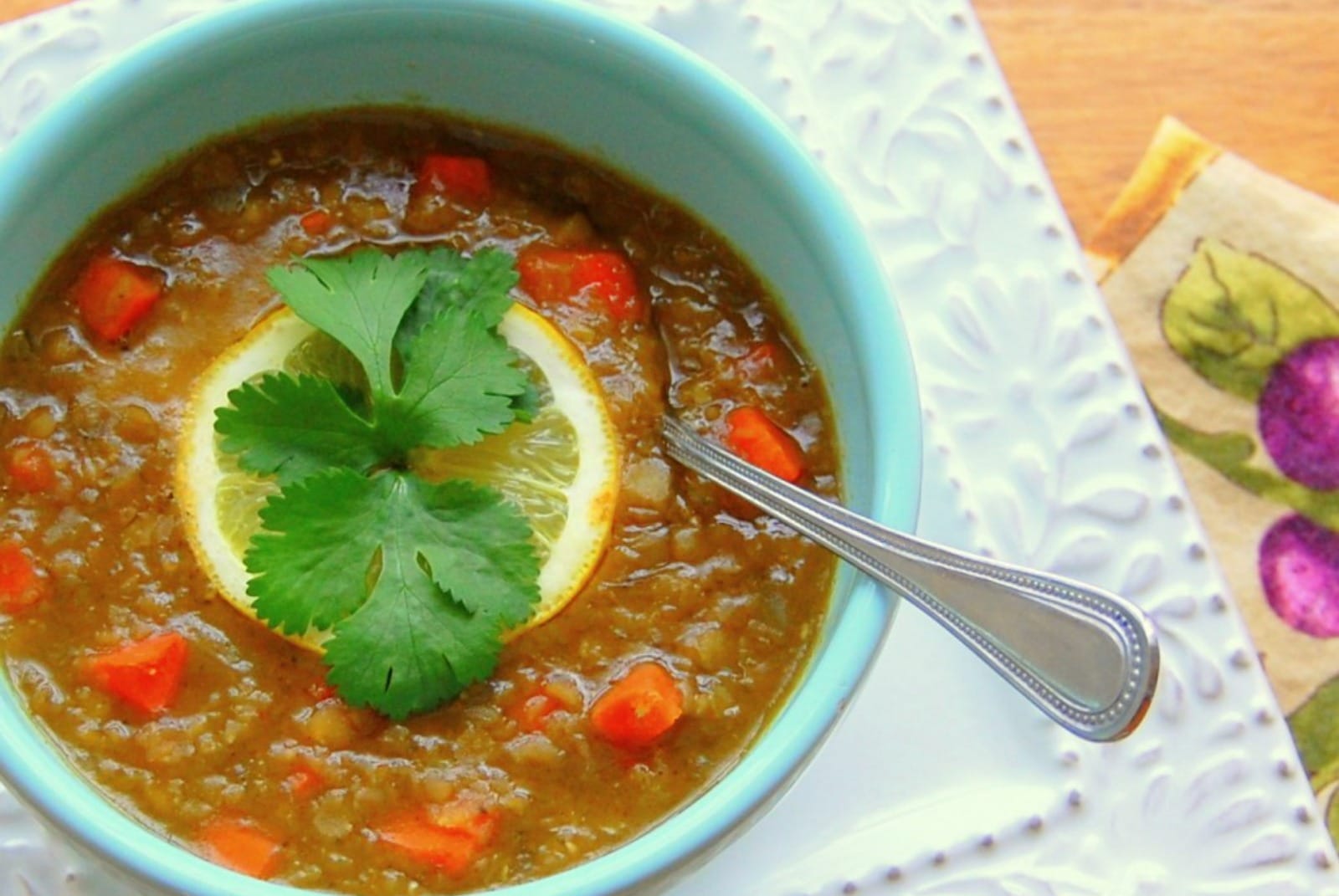 Red Lentil Soup With Fresh Cilantro and Lemon [Vegan]
