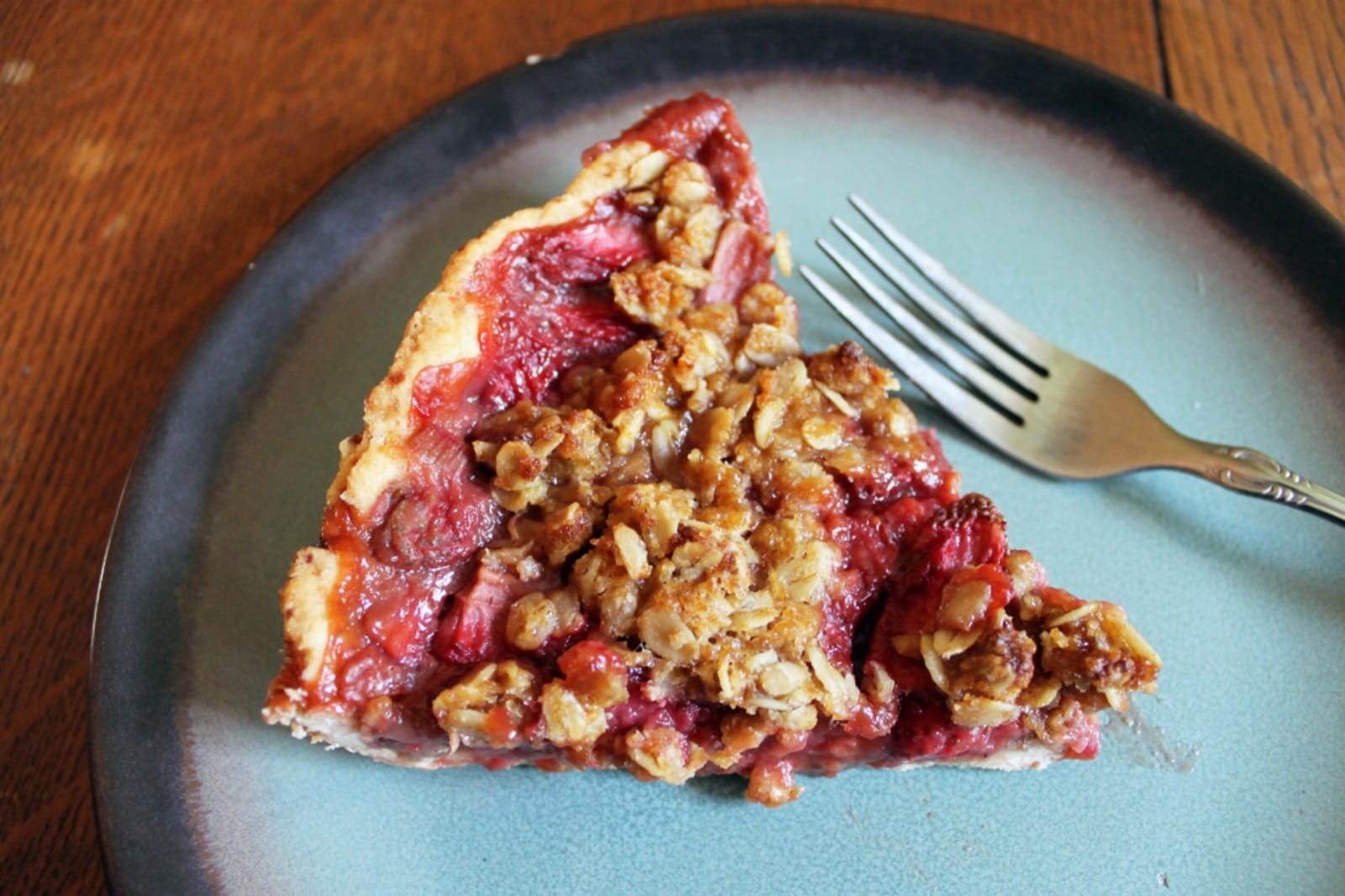 Strawberry Rhubarb Crumb Pie [Vegan]