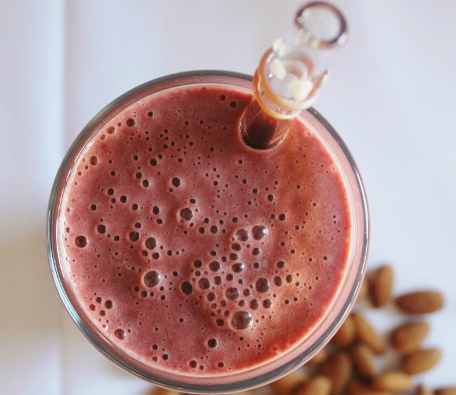 Sweet-Cherry-Almond-Smoothie