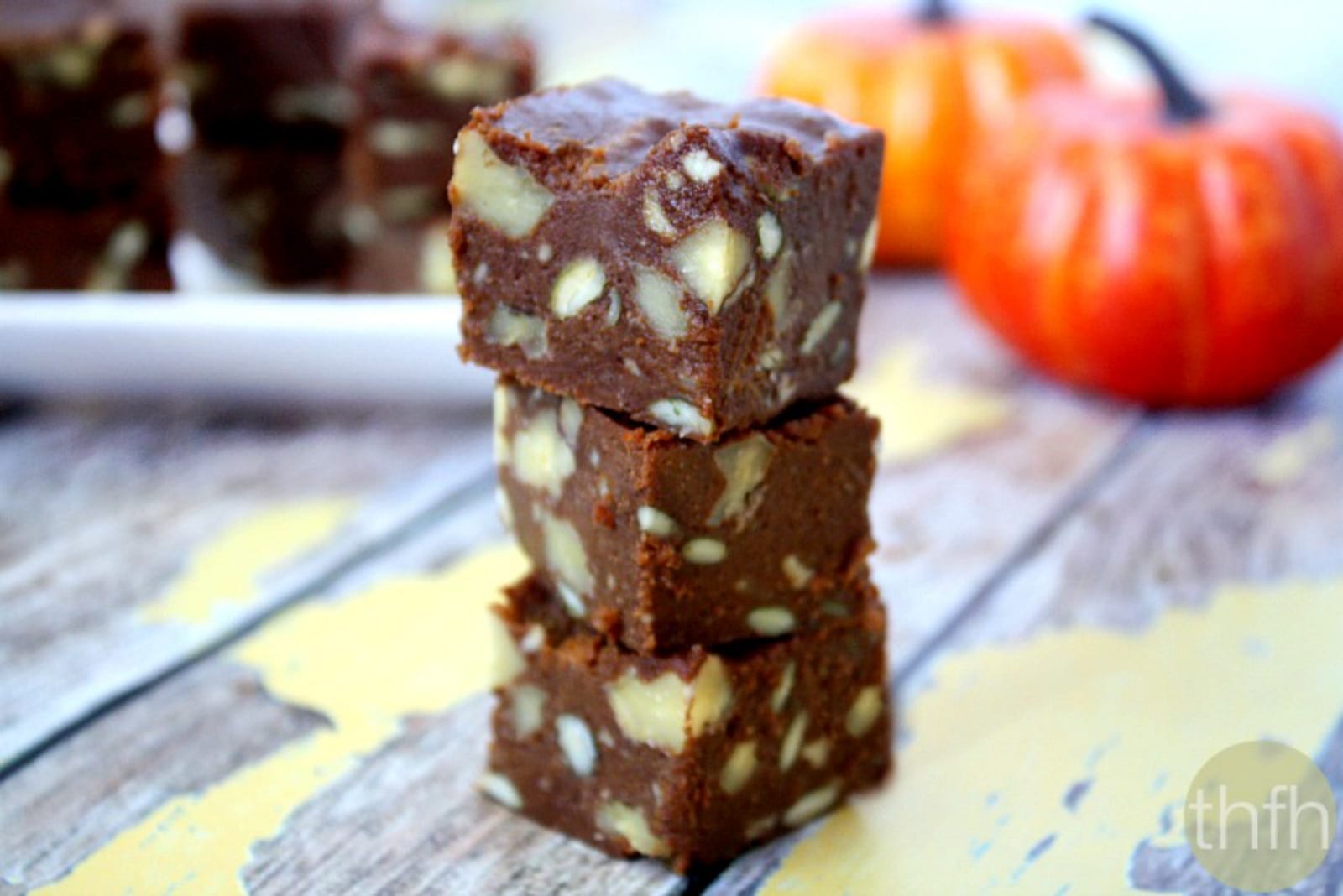 Clean Eating Pumpkin and Pecan Fudge [Vegan]