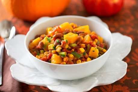 How to Make Simple Vegan Stews to Keep You Warm Up This Winter