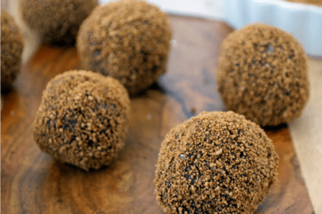 Almond Gingerbread Holiday Bites [Vegan, Raw, Gluten-Free]