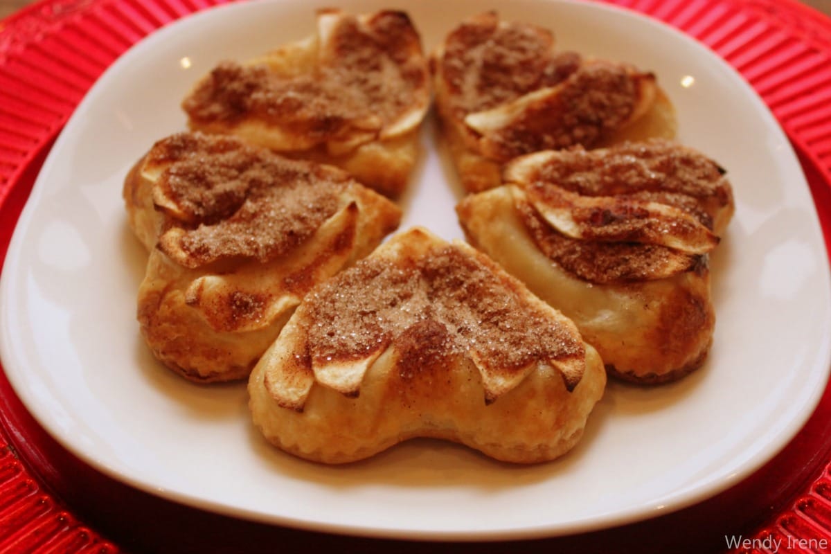 Individual Apple Pie Pastries [Vegan]