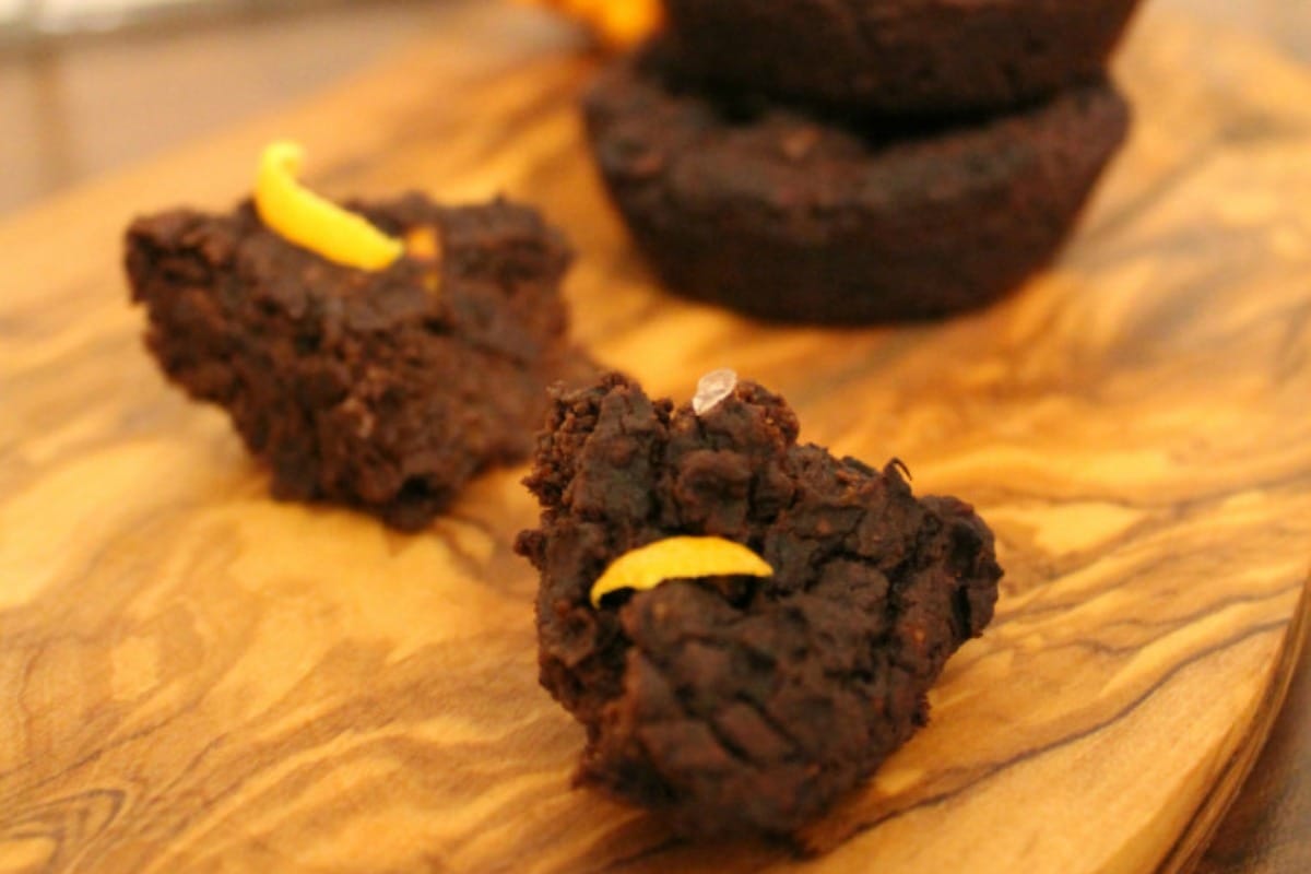 Black Bean Chili Chocolate Orange Brownies [Vegan, Gluten-Free]
