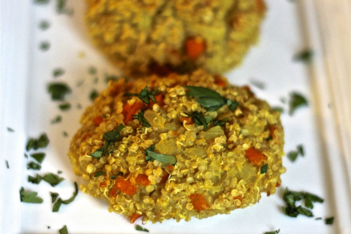 Quinoa and Sautéed Veggie Cakes [Vegan, Gluten-Free]