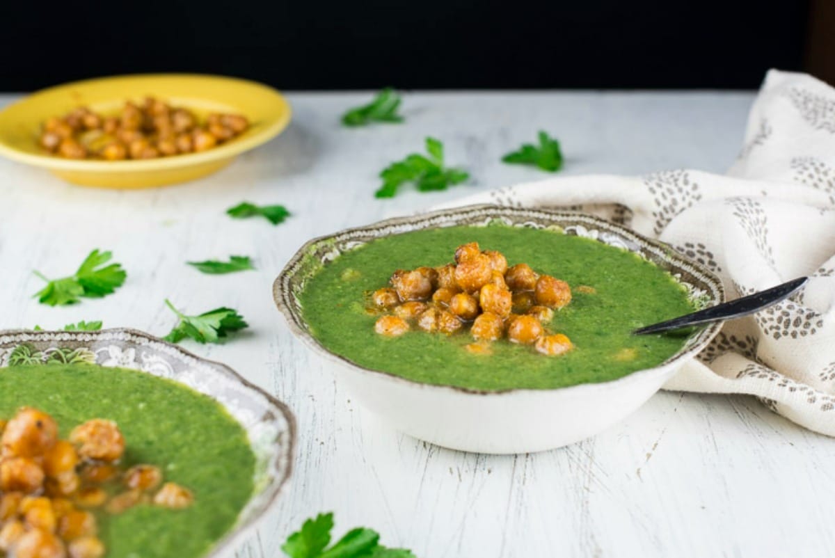 Super Greens Soup With Crispy Chickpea Croutons [Vegan, Gluten-Free]