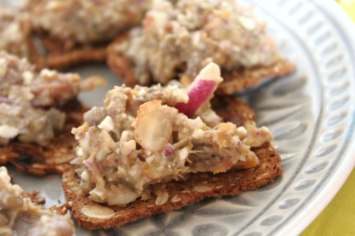 Lentil Apricot Tapenade With Curry Aioli [Vegan, Gluten-Free]