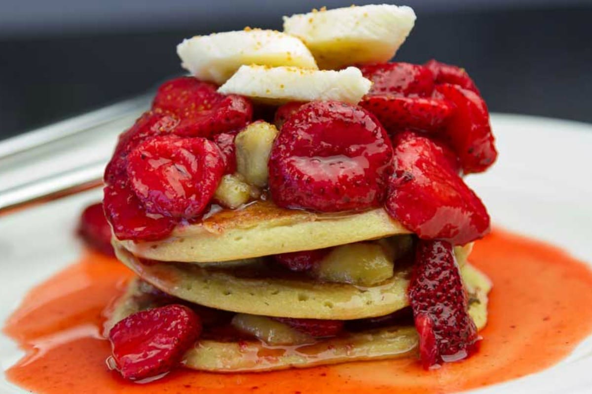 Two Ingredient easy Vegan Pancakes [Gluten-Free]