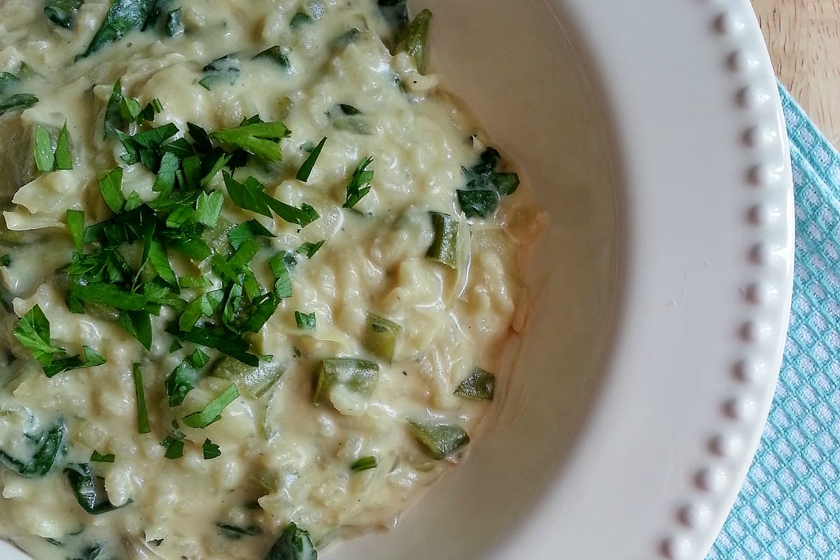 Artichoke and Spinach Risotto With Lemon Cashew Cream [Vegan, Gluten-Free]