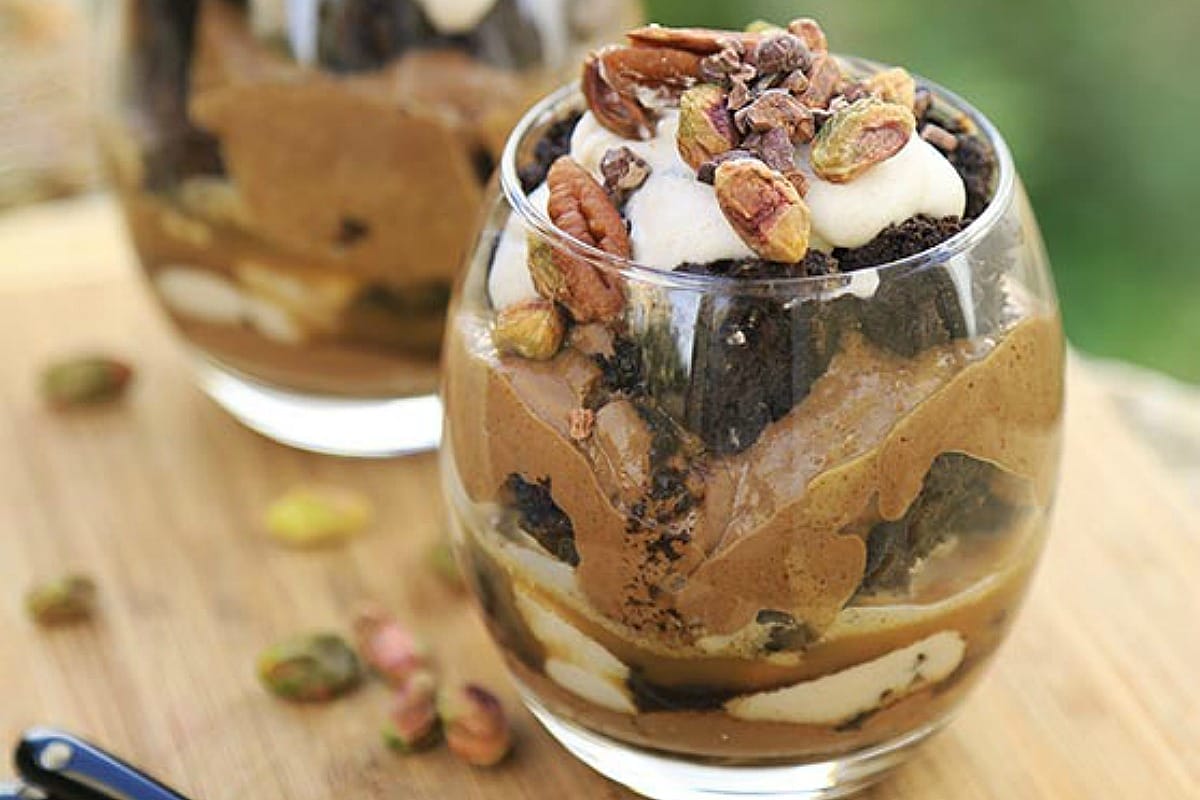 Chocolate Brownie and Peanut Butter Parfait [Vegan, Raw, Gluten-Free]