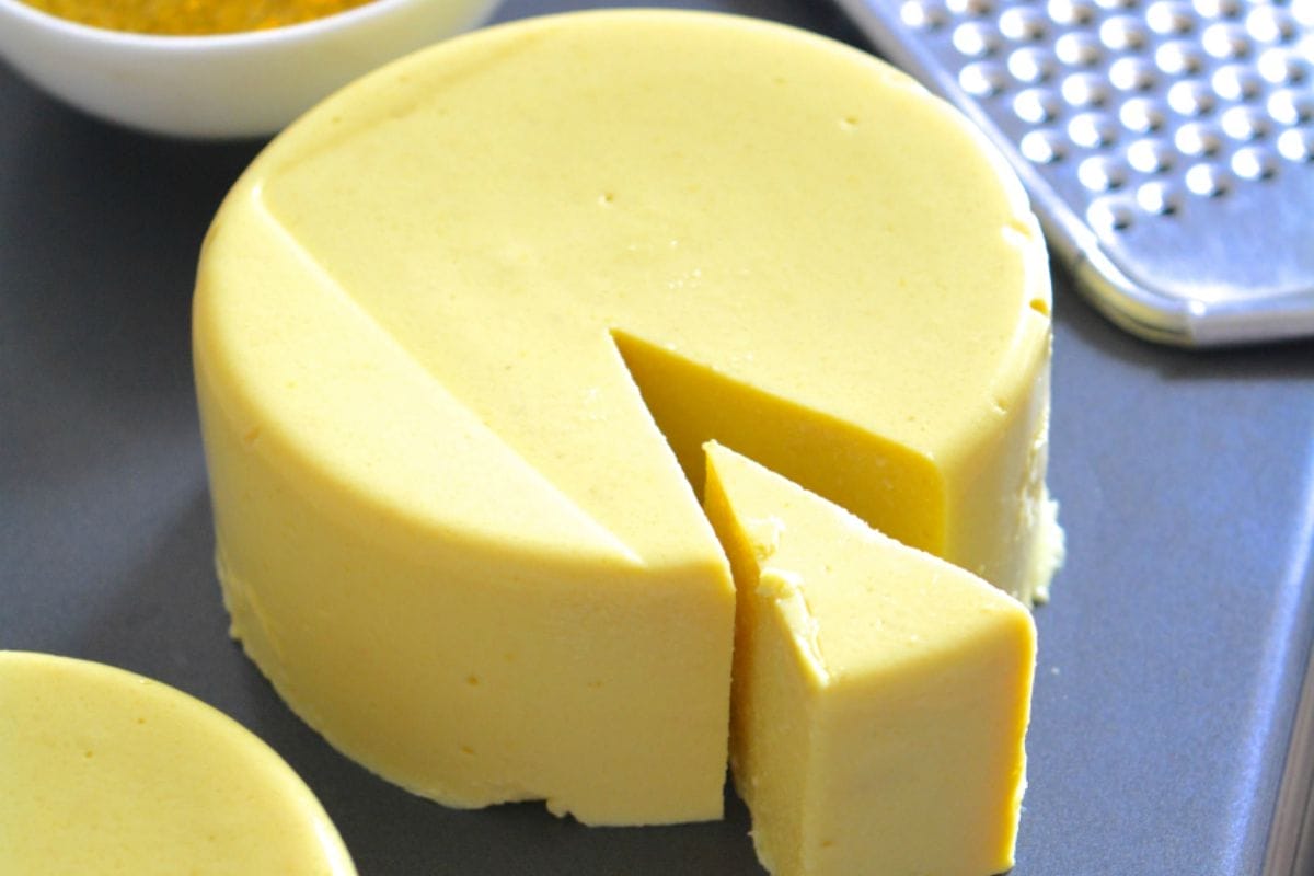 Sliceable Vegan Cashew Cheese [Gluten-Free]