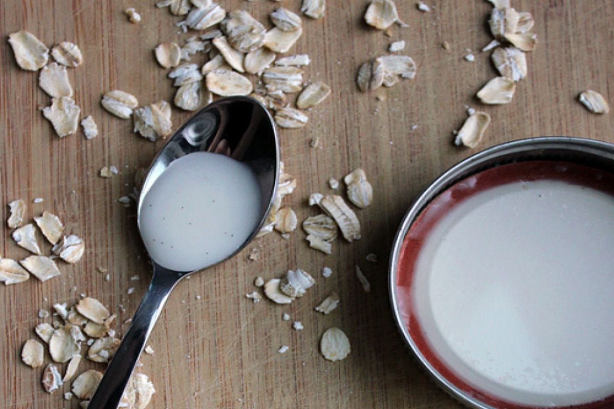 Simple Vanilla Oat Milk [Vegan, Gluten-Free]
