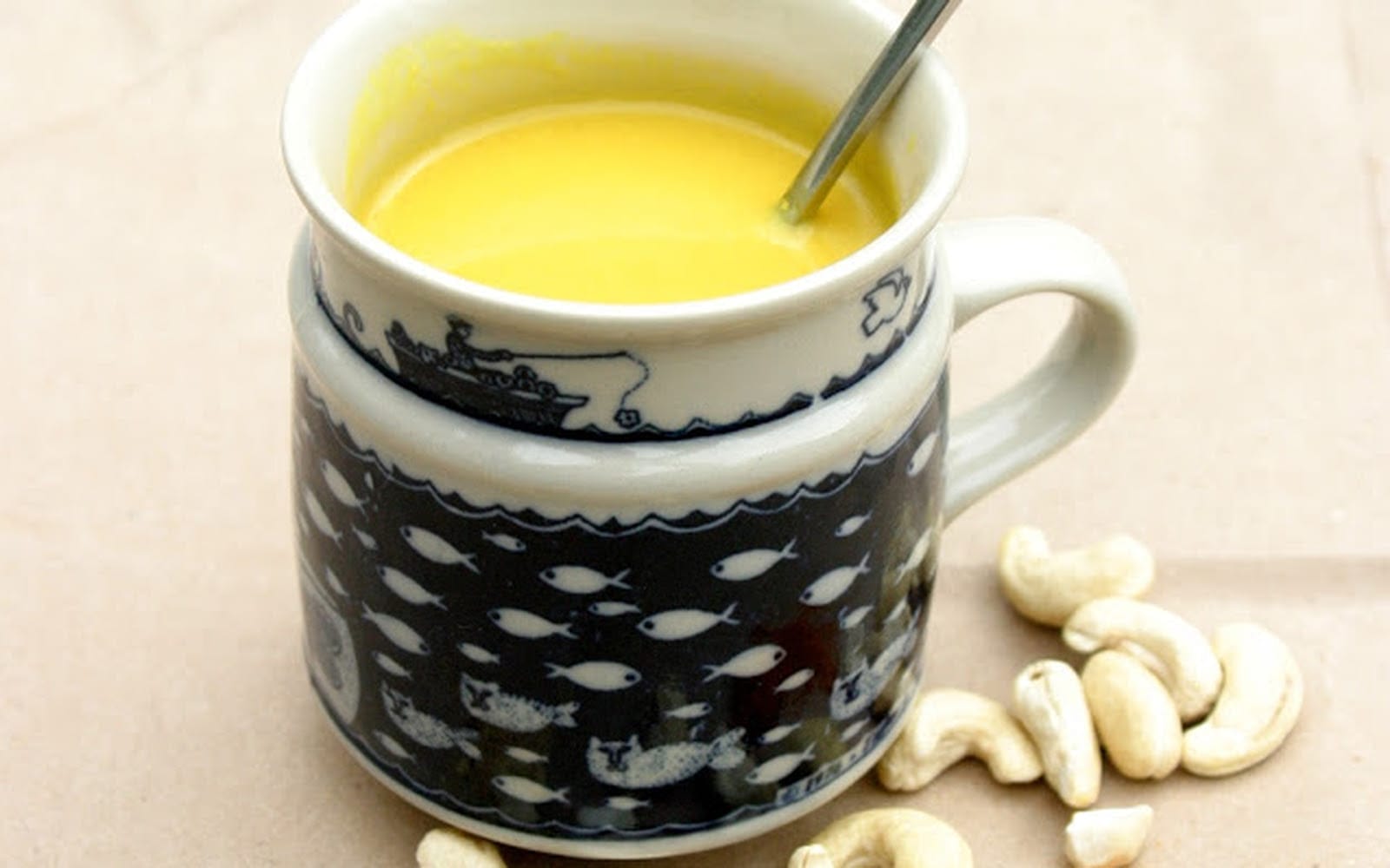 Liquid gold turmeric latte