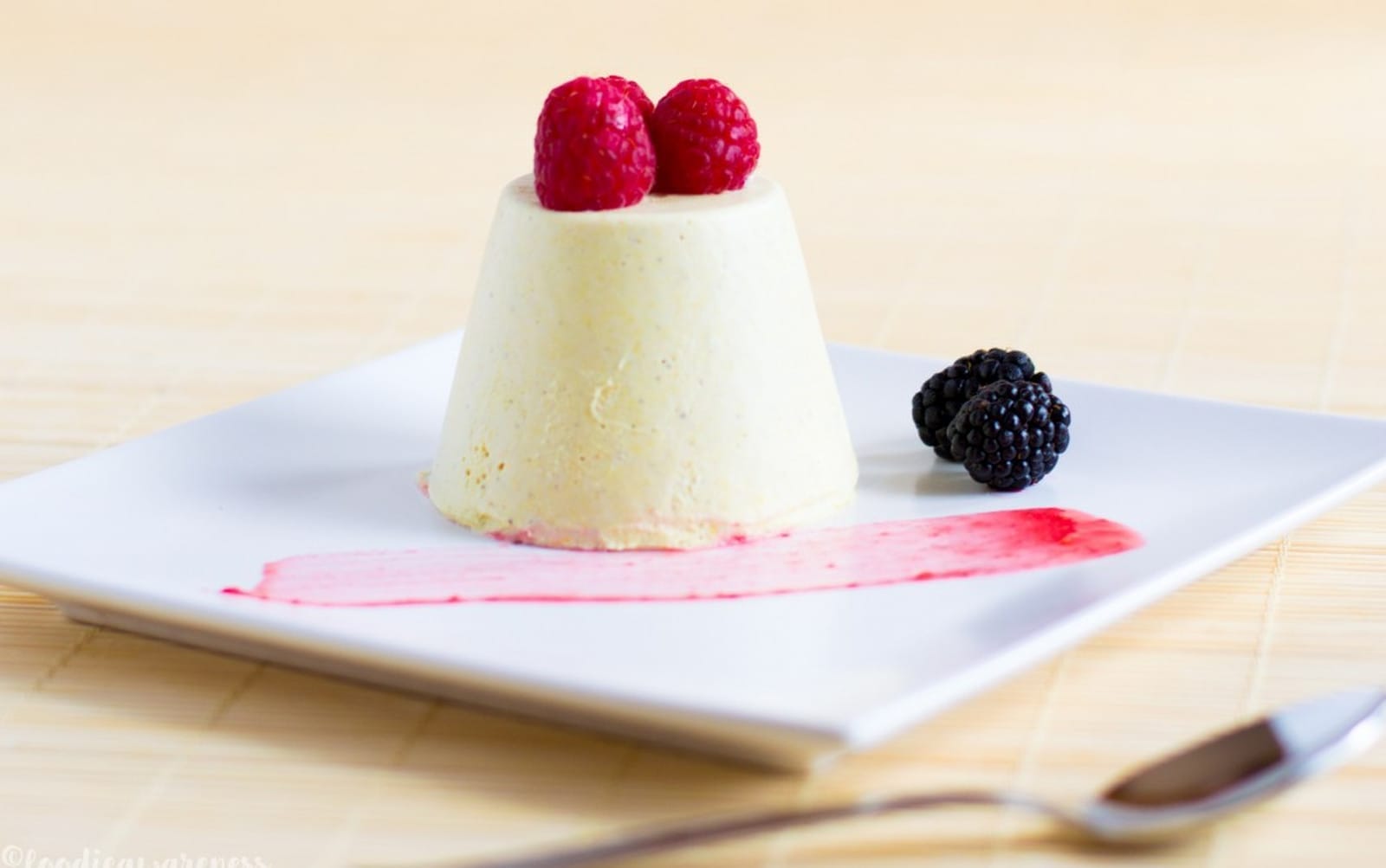 Lemon Panna 'Cotta' With Raspberry Sauce [Vegan, Raw, Gluten-Free]