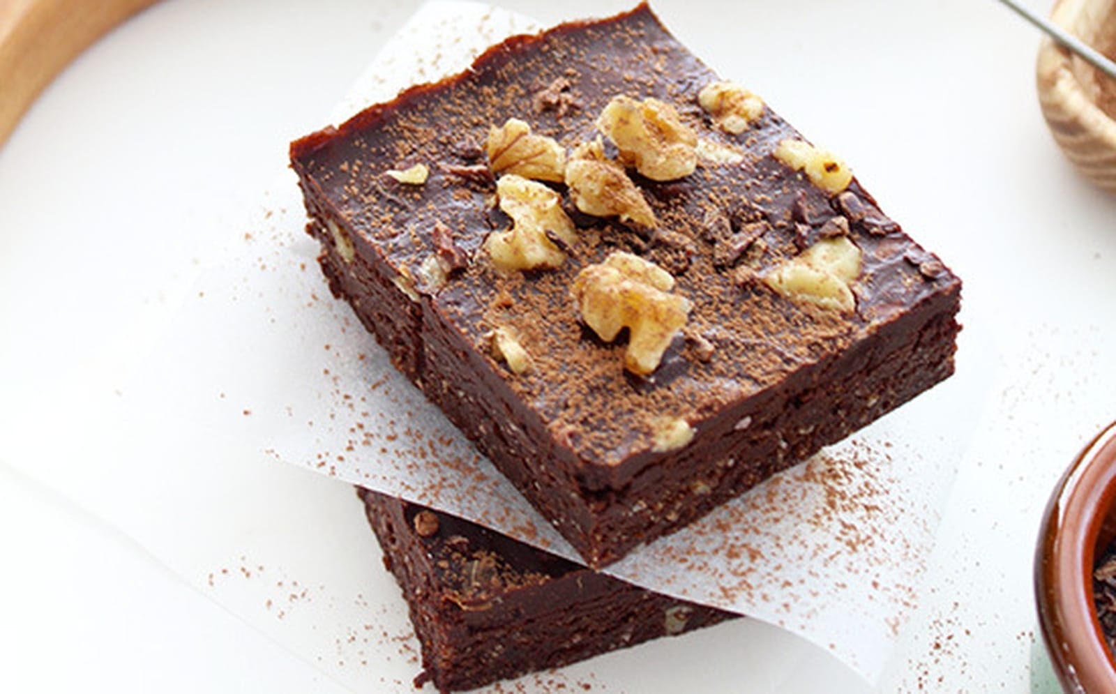 Raw chocolate walnut brownies