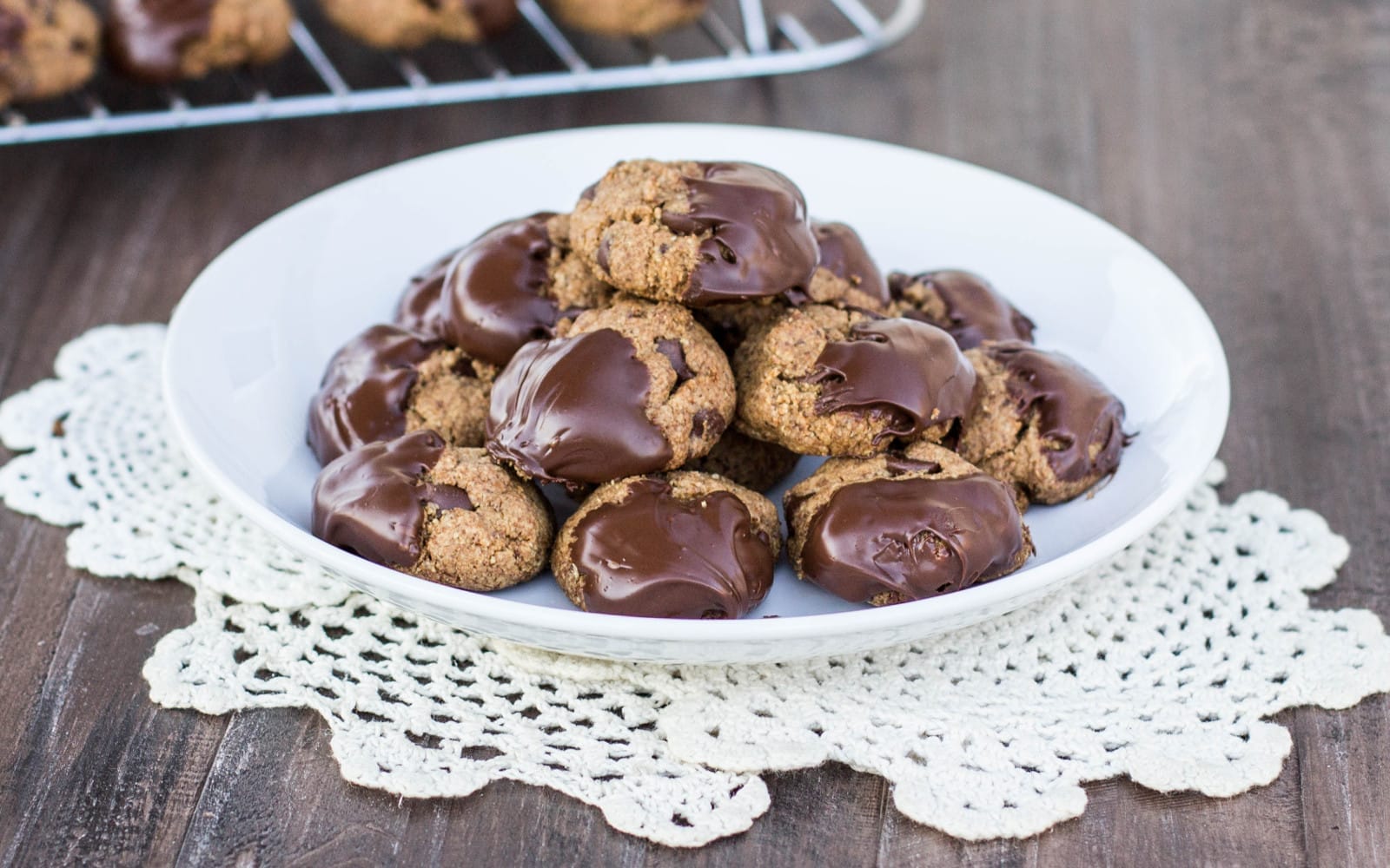 Flourless Chocolate-Dipped Cookies