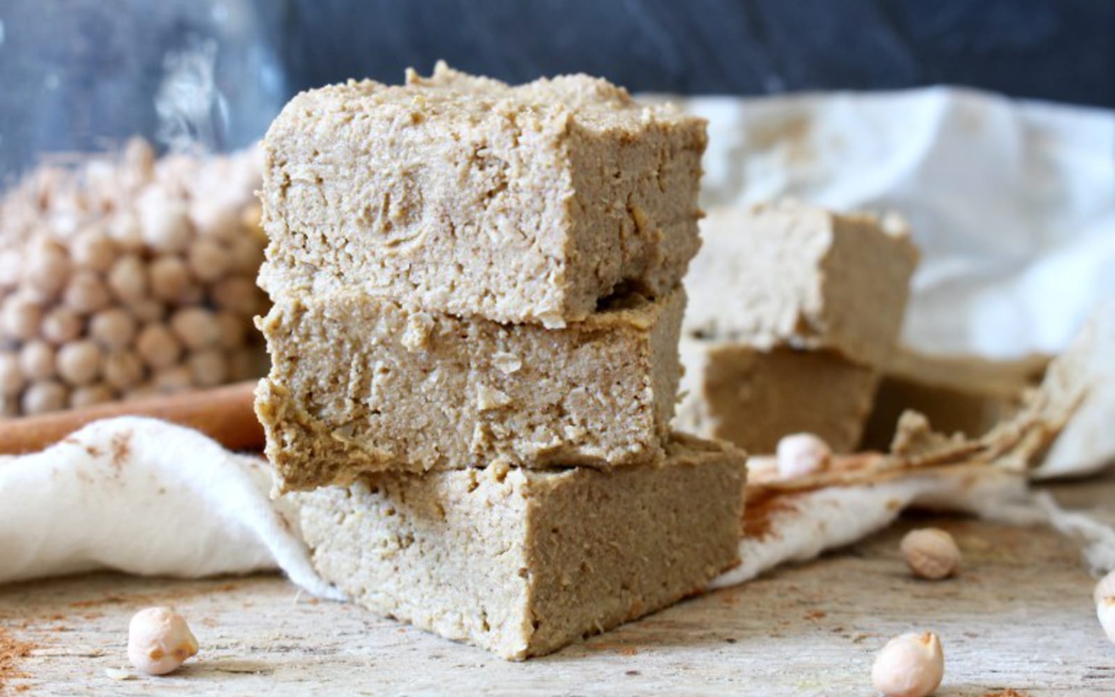 Cinnamon Chai Fudge Bars