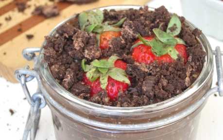 Dirt Pie Overnight Oatmeal