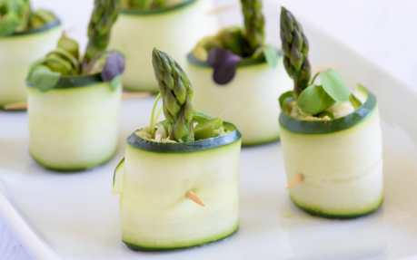 Vegetable Cucumber Wraps With Avocado Hummus 1