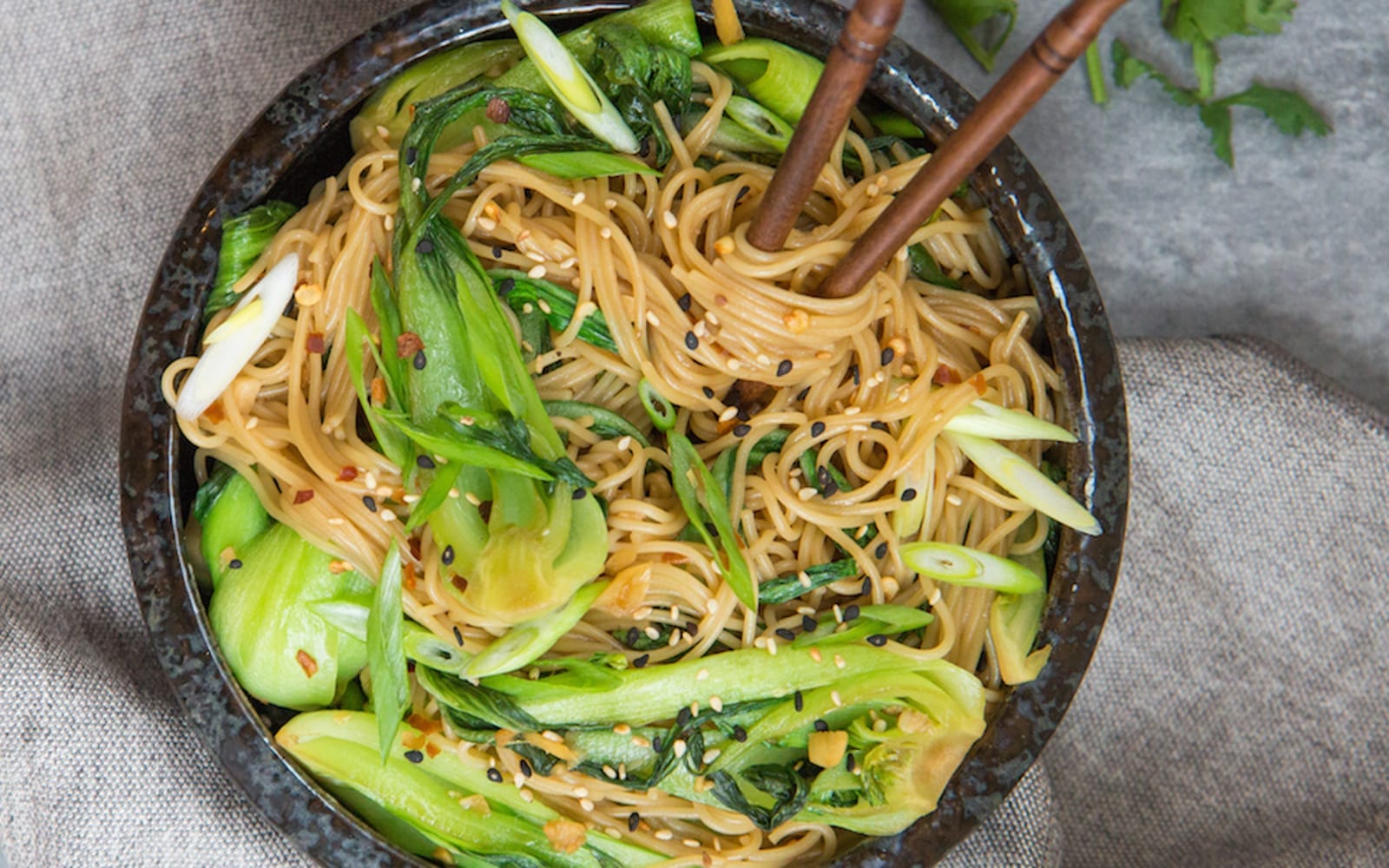 15-Minute Sesame Ginger Noodles [Vegan, Gluten-Free]