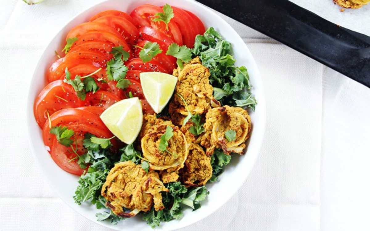 Spicy Chipotle Onion Pakoras 