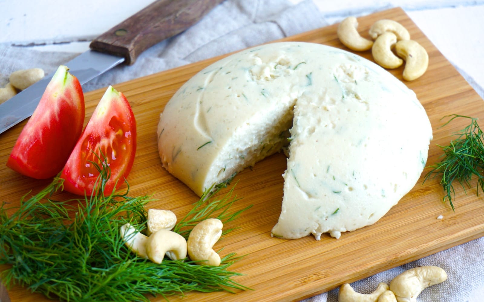 Cashew Dill Mozzarella 1
