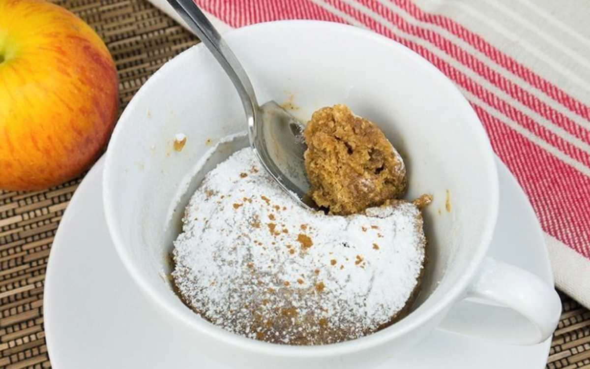Cinnamon Apple Mug Cake