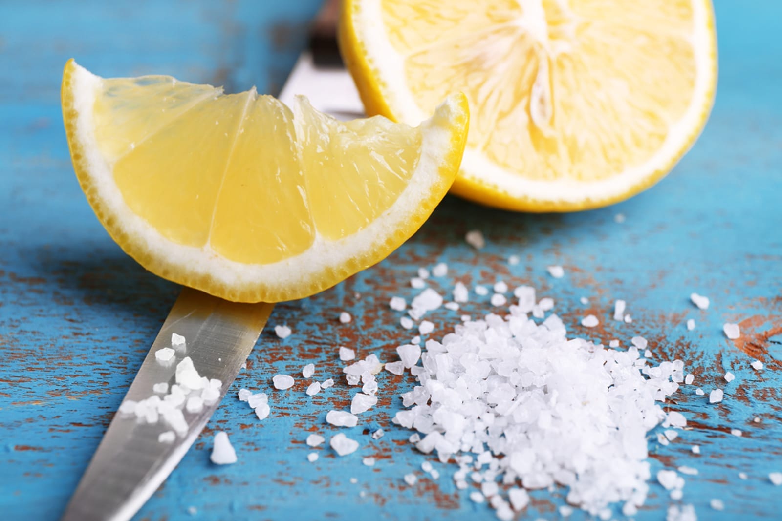 5 All-Natural DIY Zit Zappers