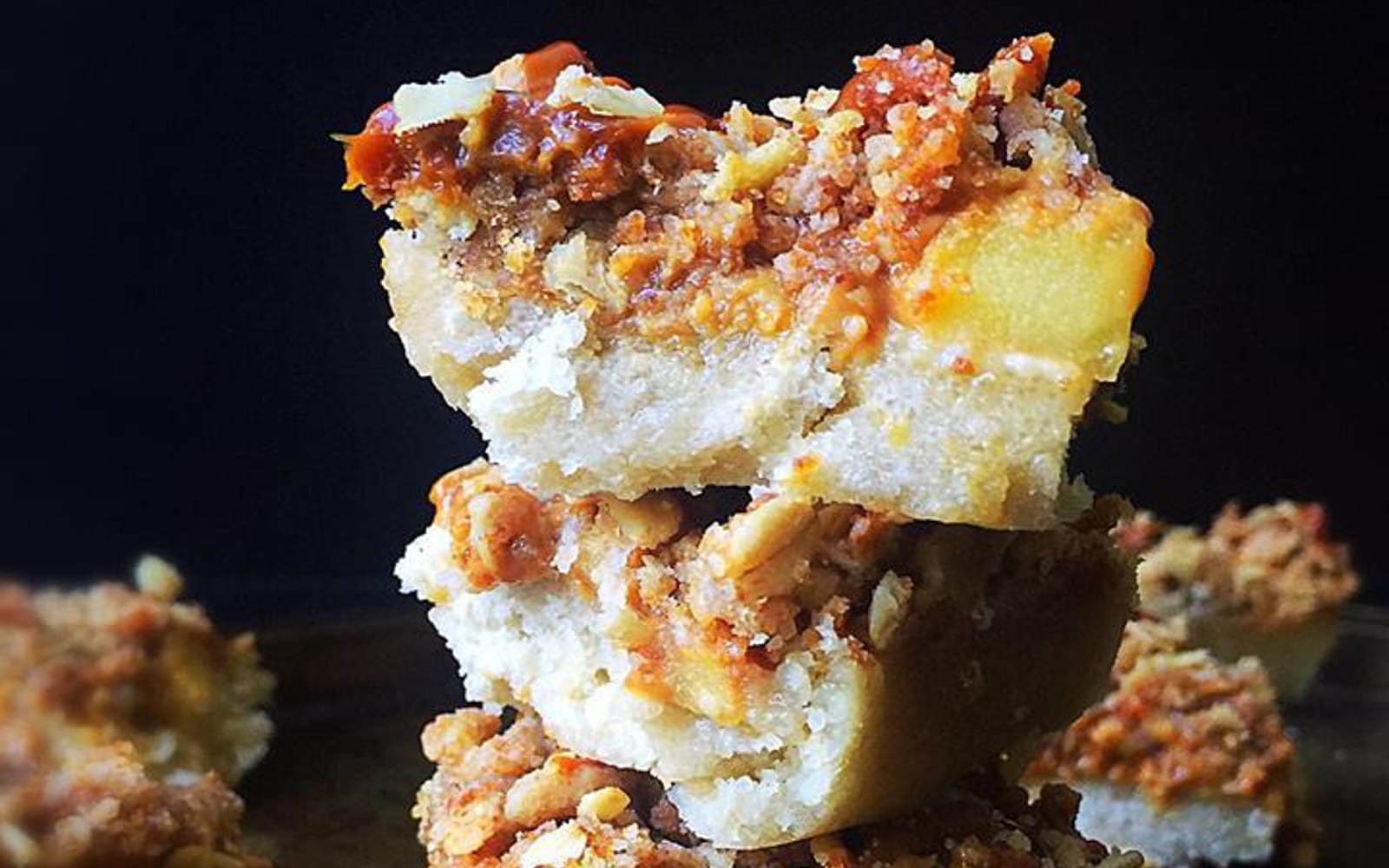 Caramel Apple Streusel Bars
