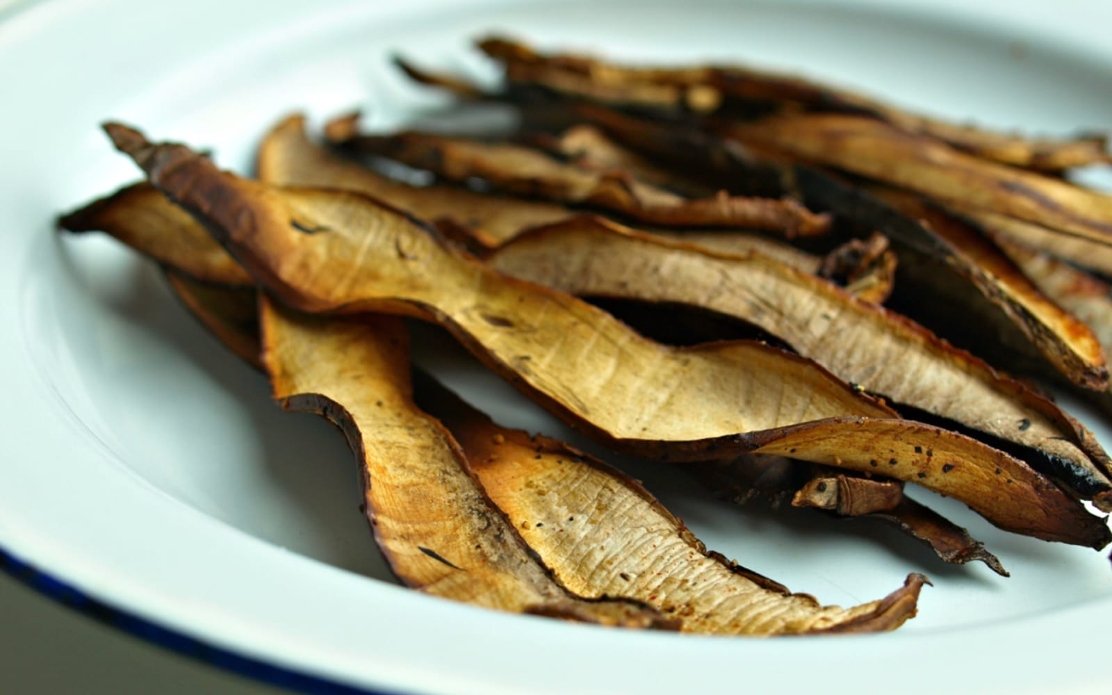 Crispy Chewy Portobello Bacon