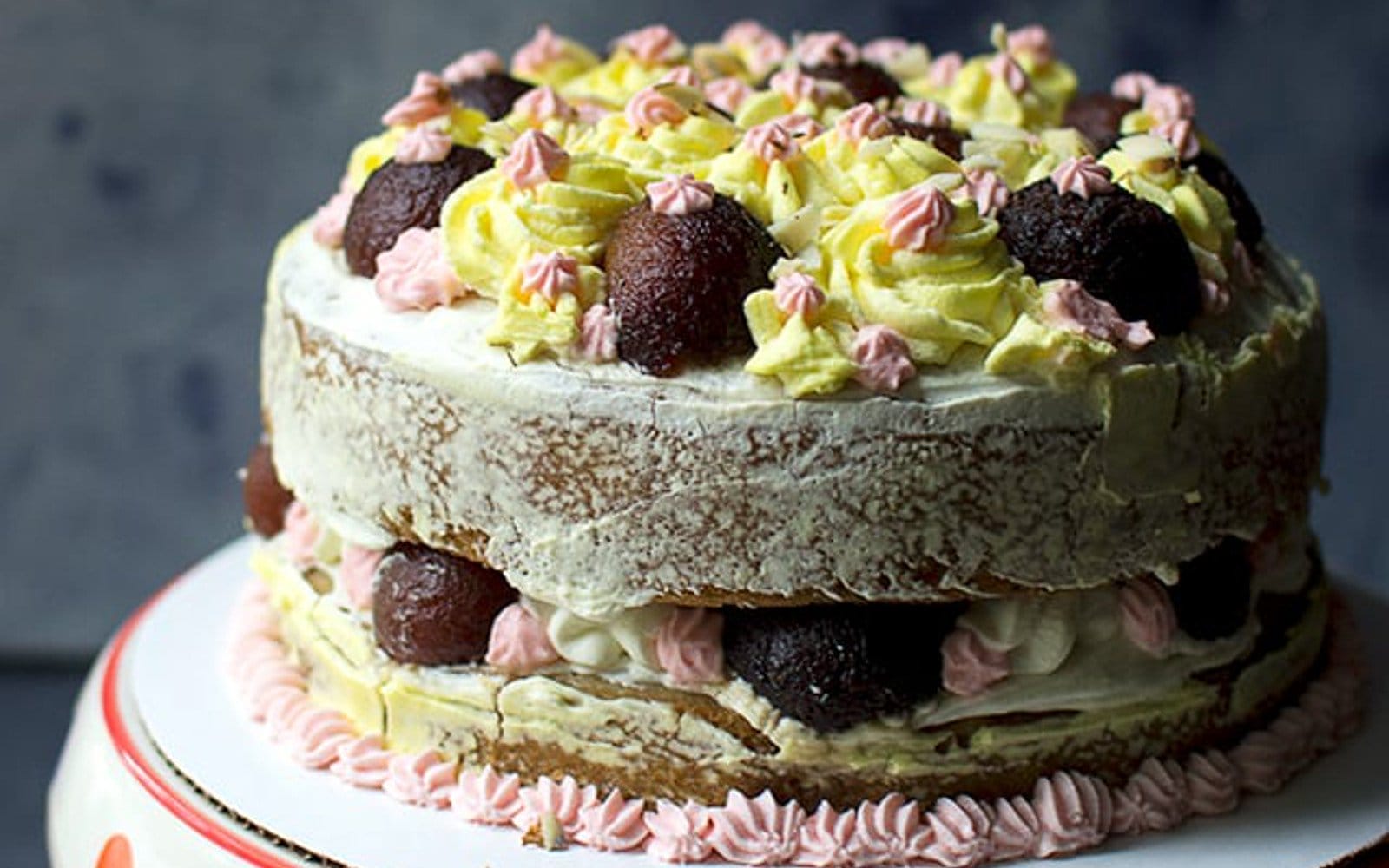 gulab jamun cake