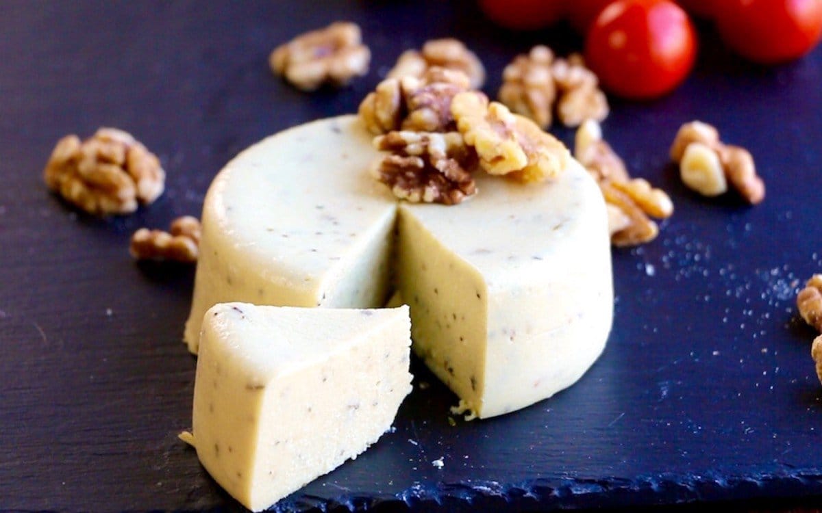 herbed-cashew-cheese-1200x750